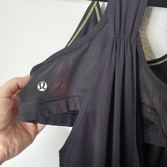 Lululemon No Limits Racerback Black Tank Midnight Iris Size 4-6‎ - Picture 1 of 11